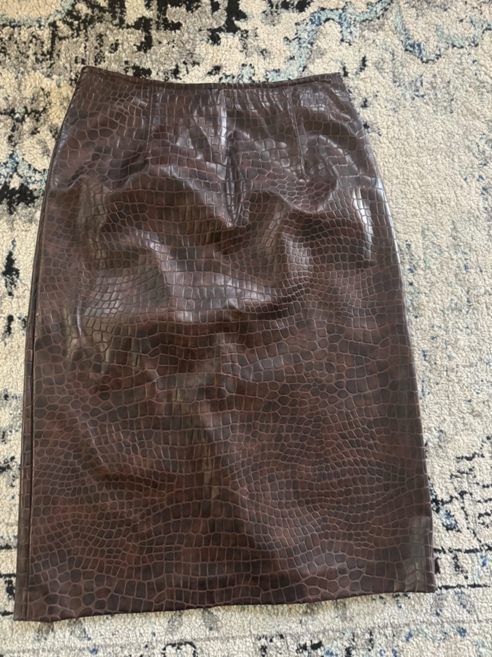 Neiman Marcus Brown Faux Croc-Embossed Pencil Skirt Like New